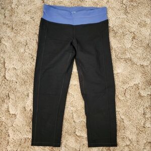 C9 by Champion Duo Dry Athletic Capri Leggings